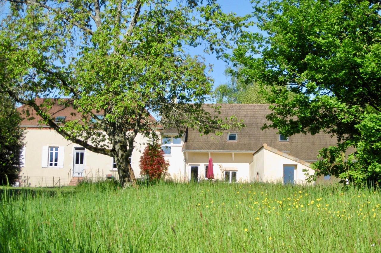 La Fontenelle - Lovely Holiday House With Swimming Pool 屈斯里 外观 照片
