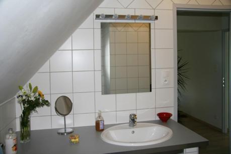 La Fontenelle - Lovely Holiday House With Swimming Pool 屈斯里 外观 照片